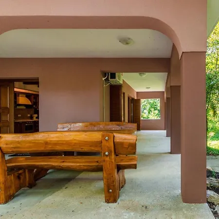 Dubravac Apartment *